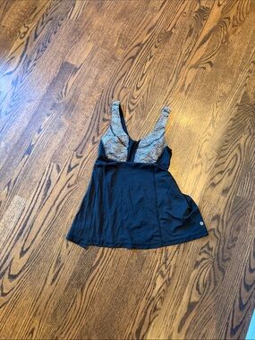 lululemon athletica Black Tank Top with Patterned Gray Bust